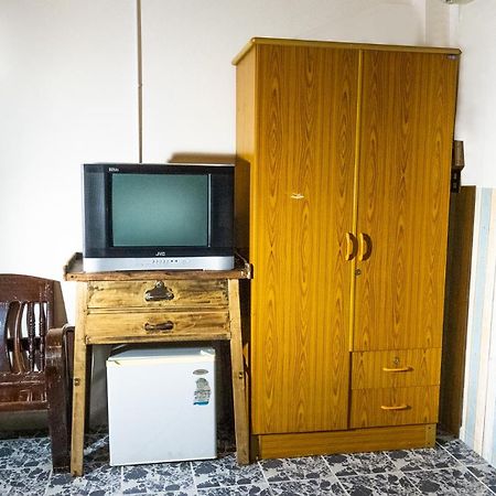 Sabina Guesthouse Kamala Oda fotoğraf