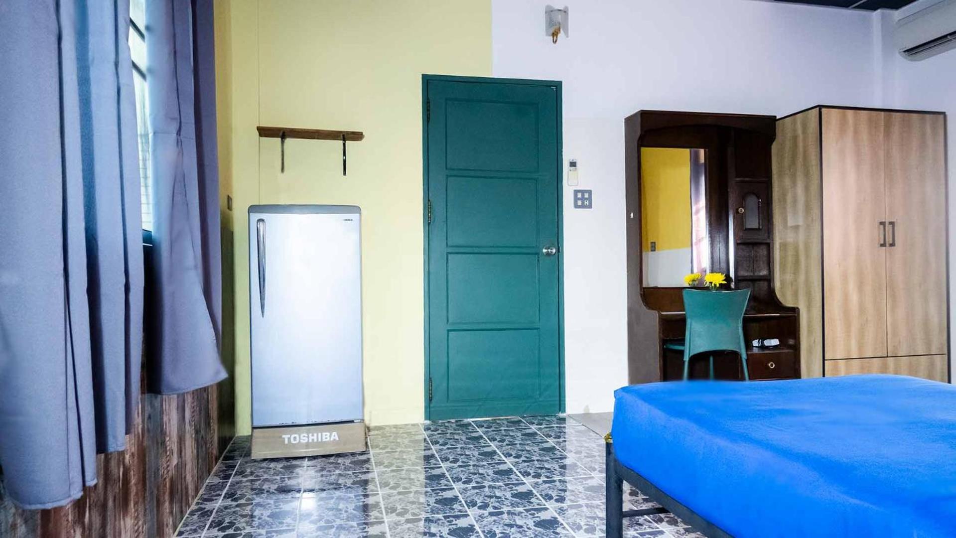 Sabina Guesthouse Kamala Oda fotoğraf